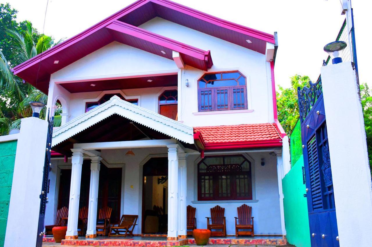 Indunil Place Hiriketiya ดิคเวลลา ภายนอก รูปภาพ