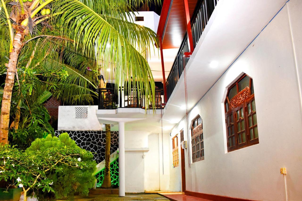Indunil Place Hiriketiya ดิคเวลลา ภายนอก รูปภาพ